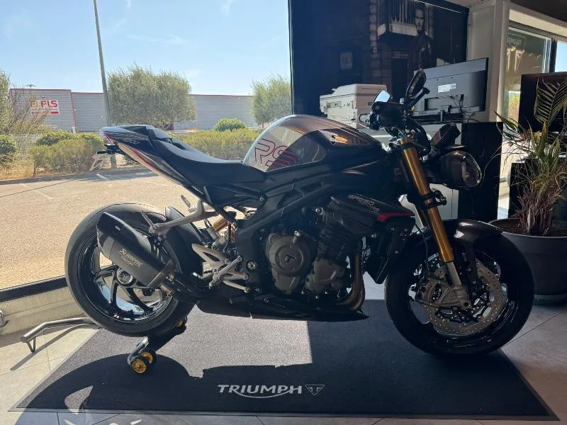 SPEED TRIPLE 1200 RS