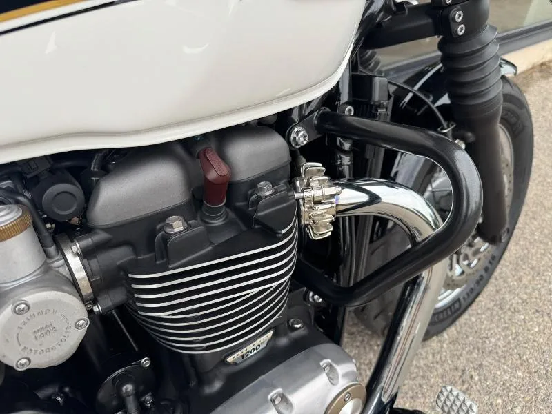 BONNEVILLE SPEEDMASTER 1200