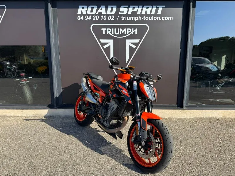 890 DUKE GP