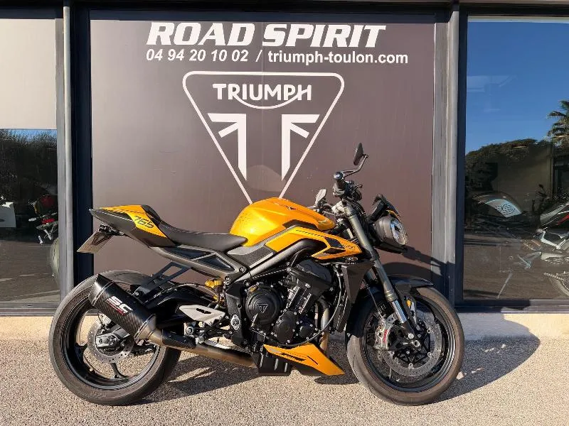 STREET TRIPLE 765 RS