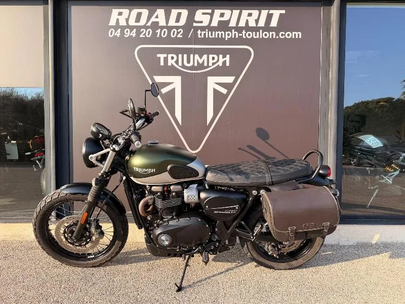 STREET SCRAMBLER  900