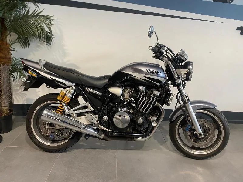 XJR 1300