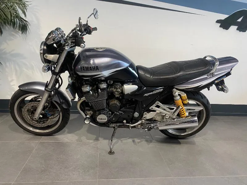 XJR 1300