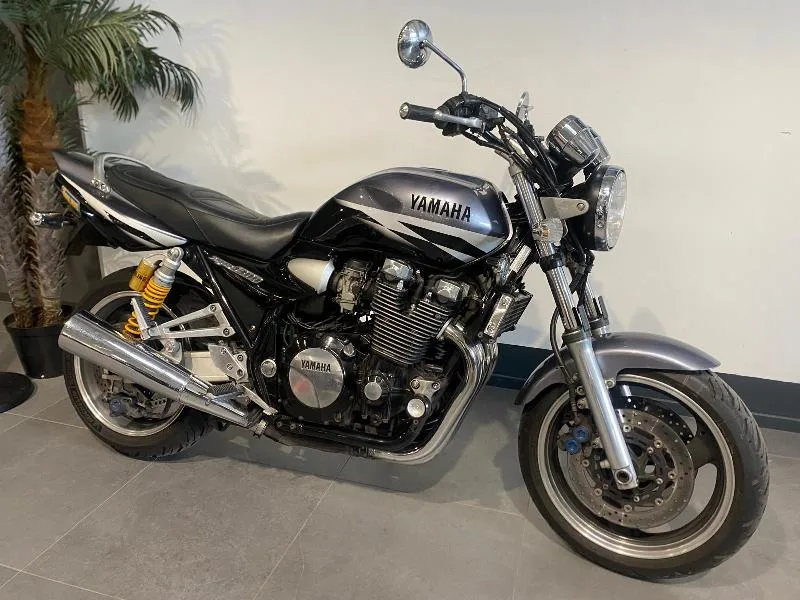 XJR 1300