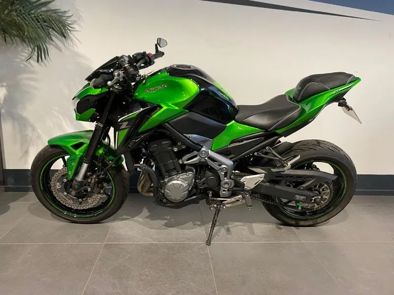 Z 900