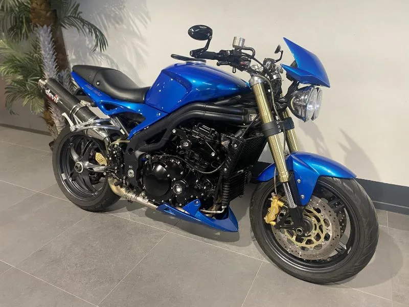SPEED TRIPLE 1050