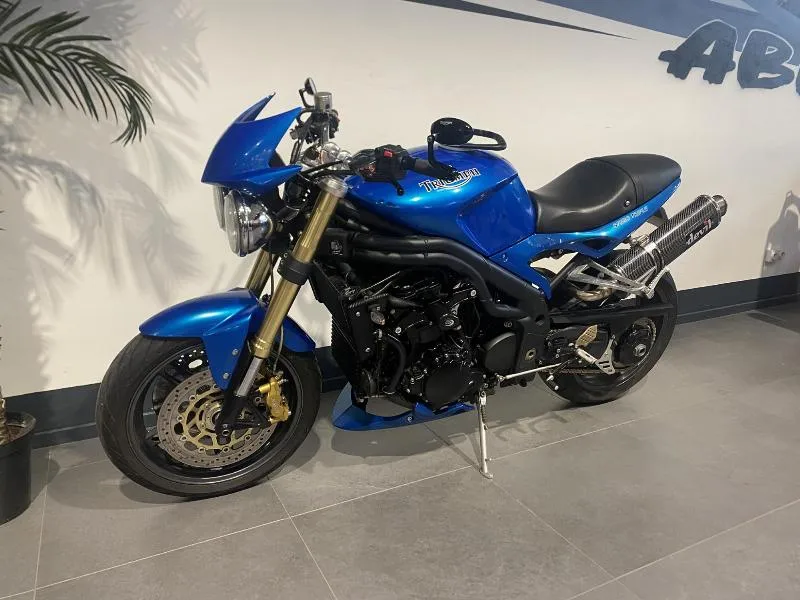 SPEED TRIPLE 1050
