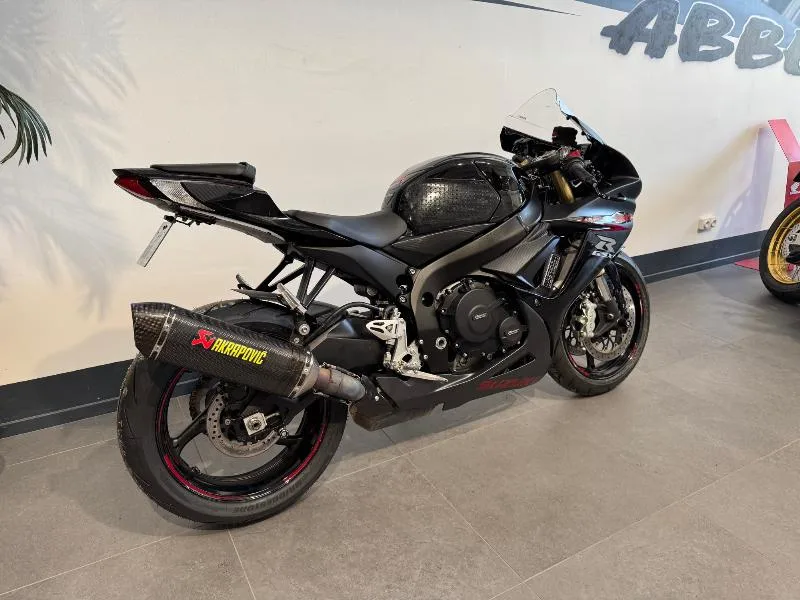 GSXR 750
