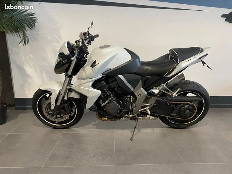 CB 1000 R