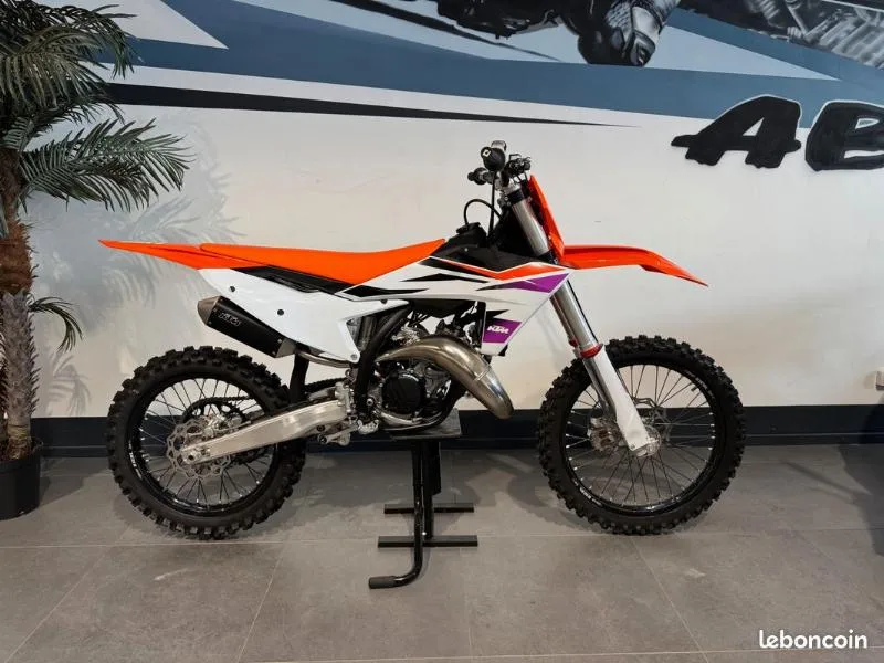 125 SX