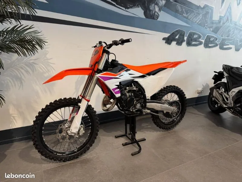 125 SX
