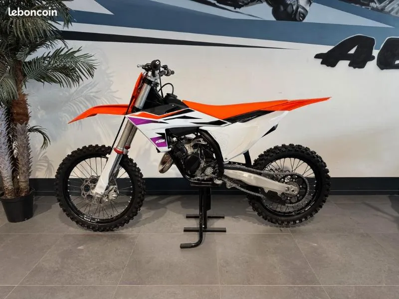 125 SX