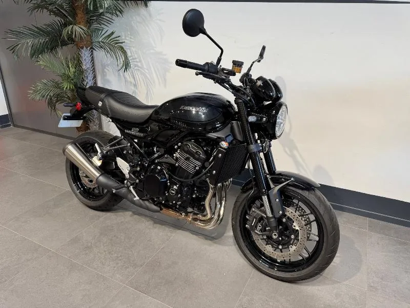 Z900 RS BLACK BALL EDITION A2