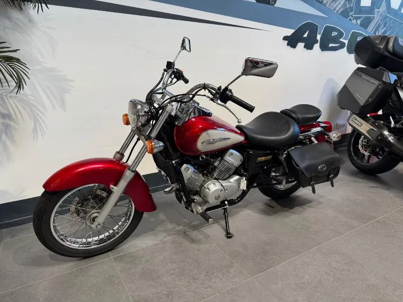 VT SHADOW 125