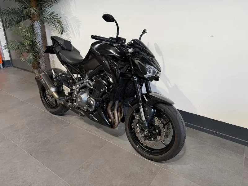 Z 900