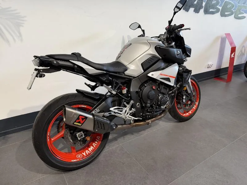 MT10