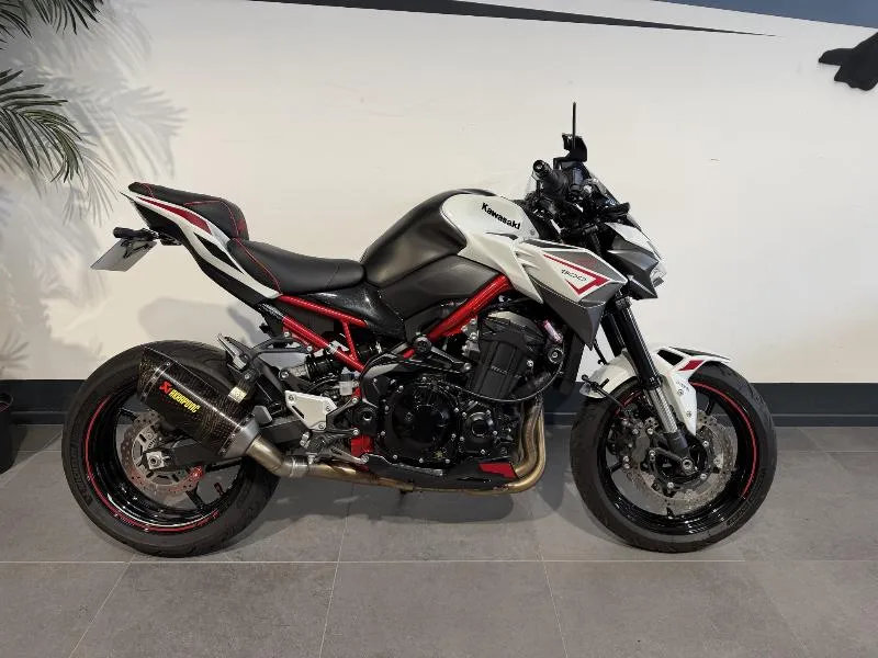 Z 900