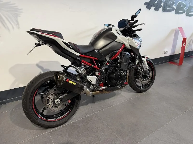 Z 900