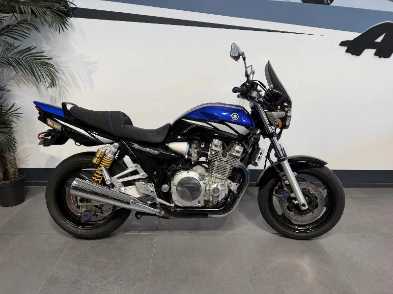 XJR 1300