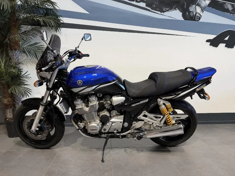XJR 1300
