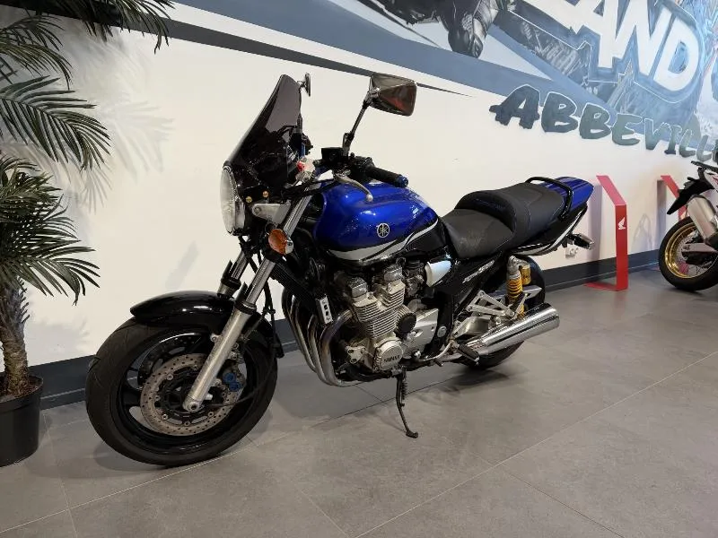 XJR 1300
