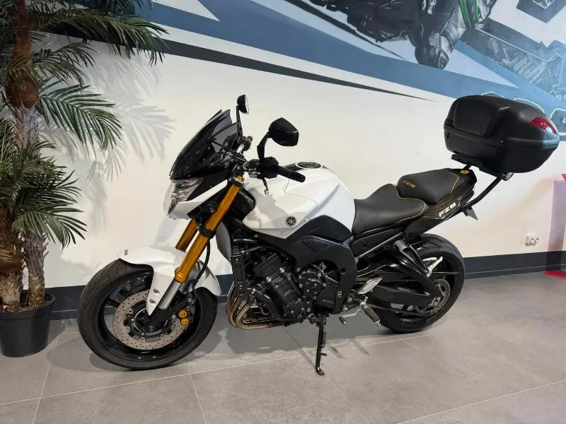 FZ8