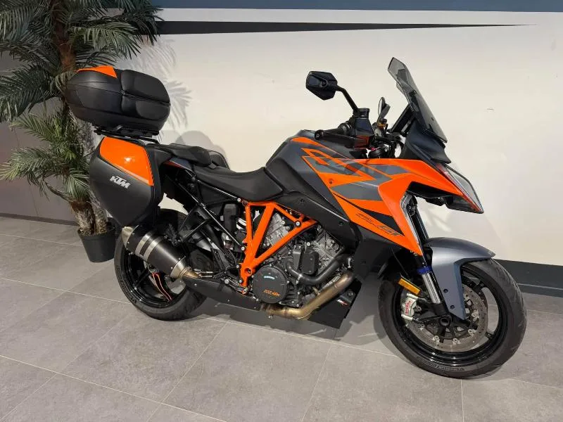 1290 SUPER DUKE GT