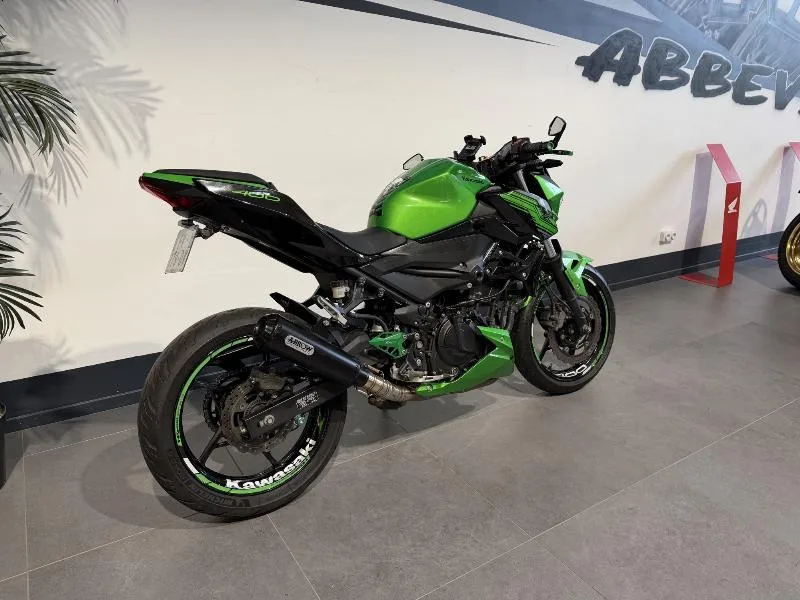 Z400