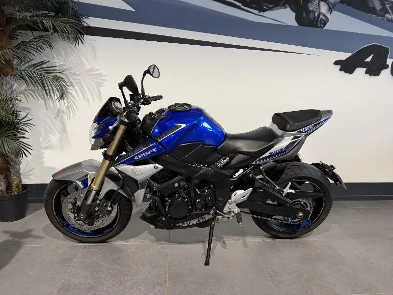 GSR 750