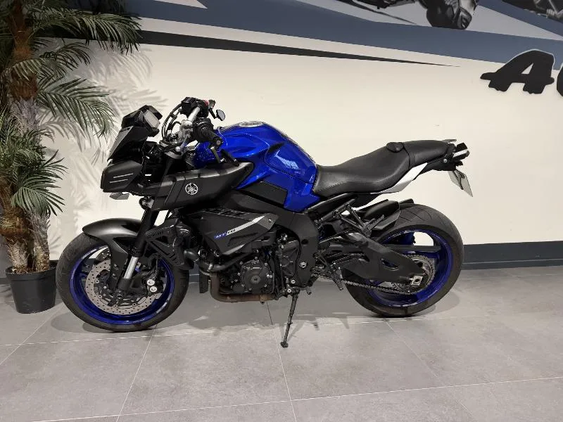 MT10