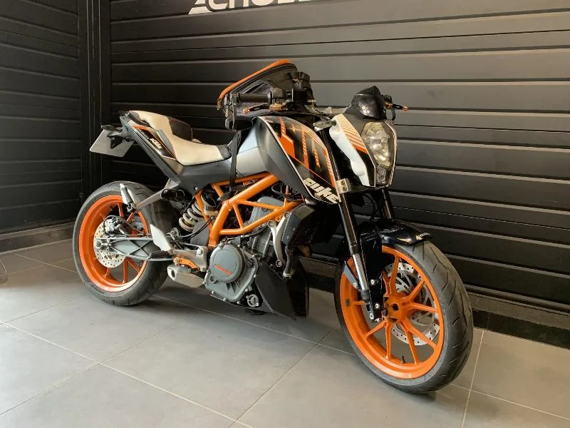 390 DUKE