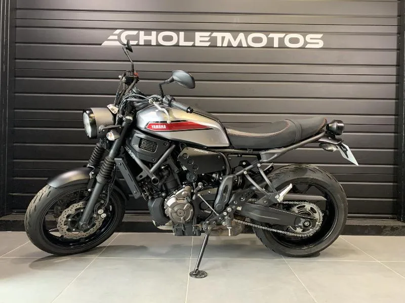XSR 700
