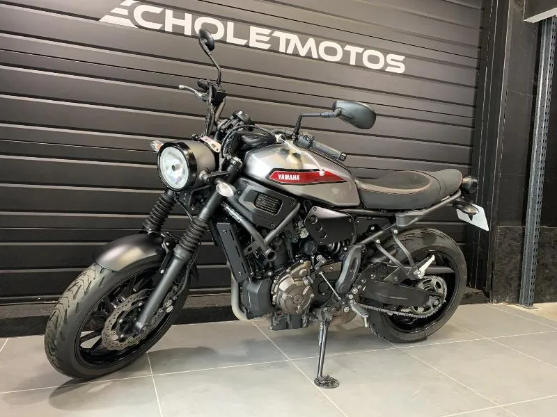 XSR 700