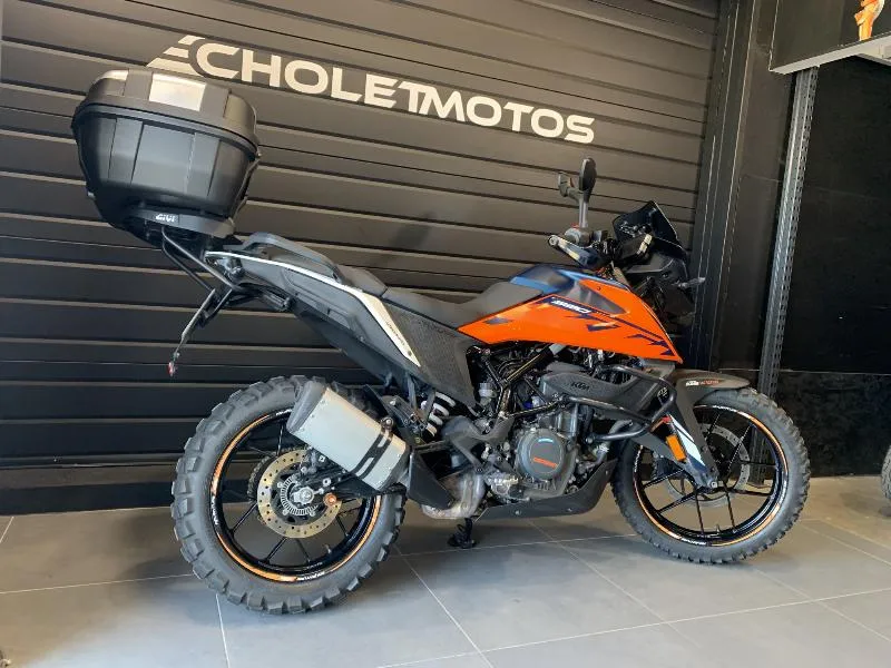 390 ADVENTURE