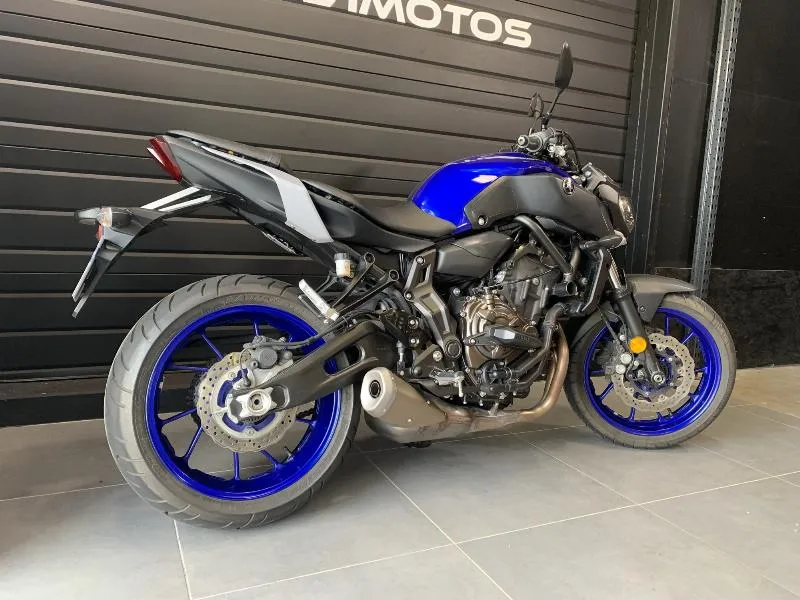 MT07