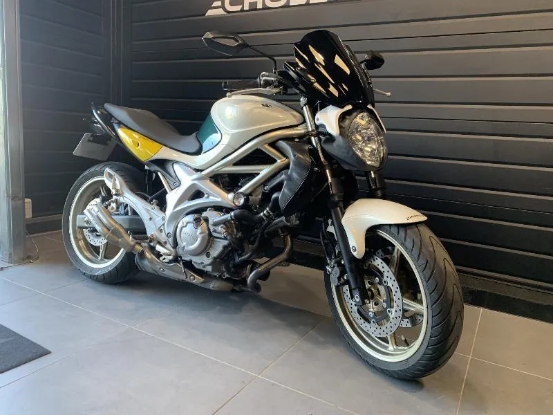 GLADIUS 650