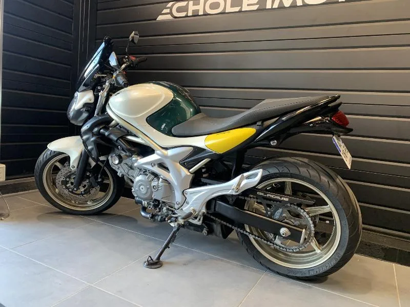 GLADIUS 650