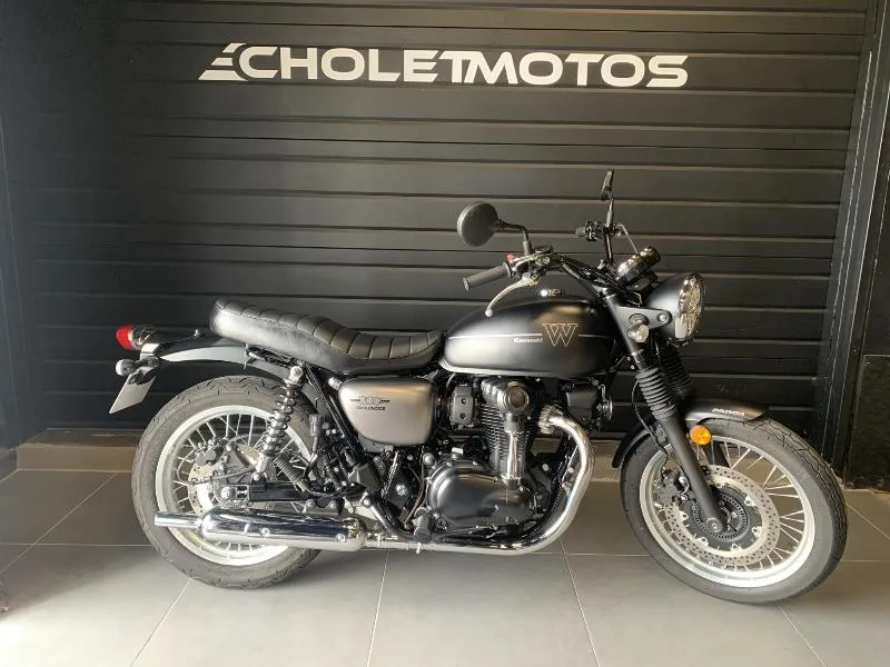 W 800 2021