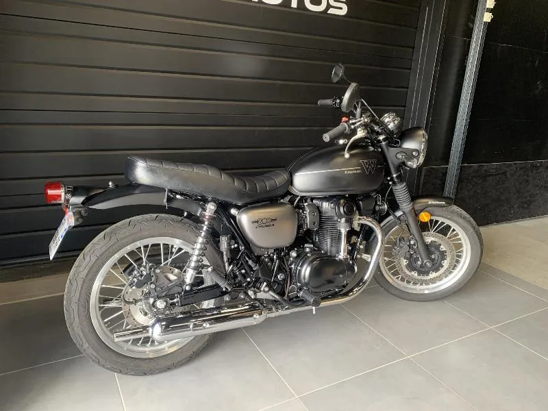 W 800