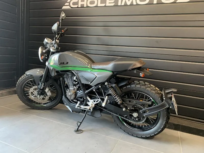 SCRAMBLER 125