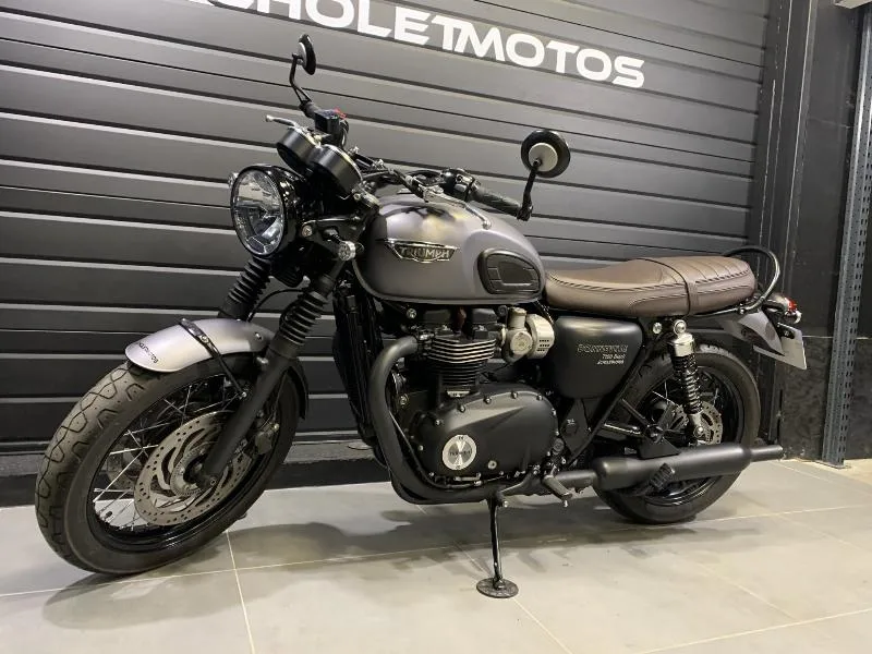 Bonneville T120 Black
