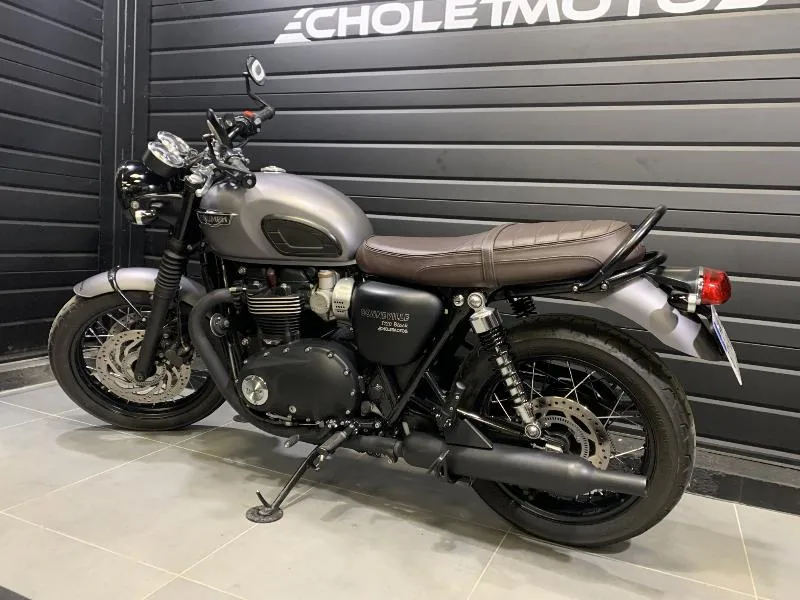 Bonneville T120 Black