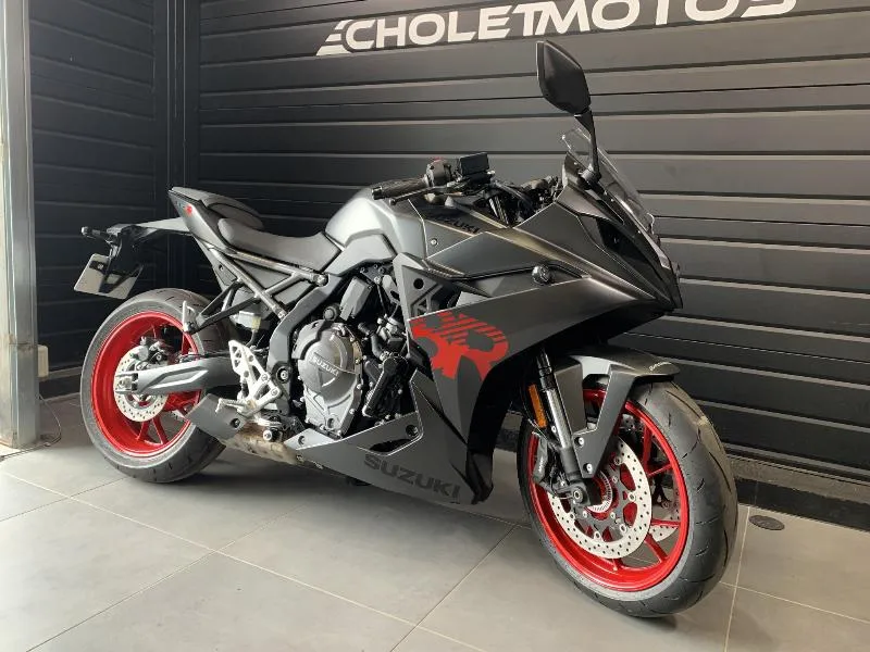 GSX8R