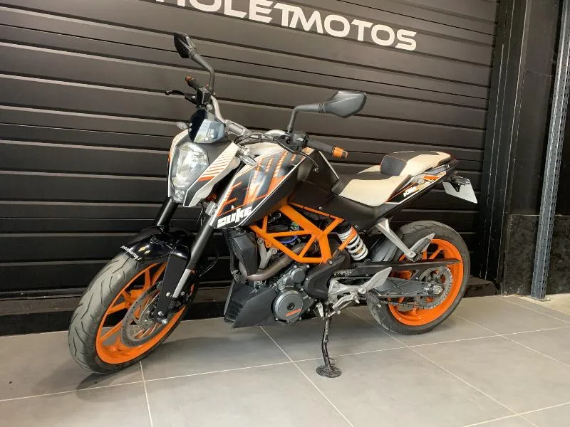 390 DUKE