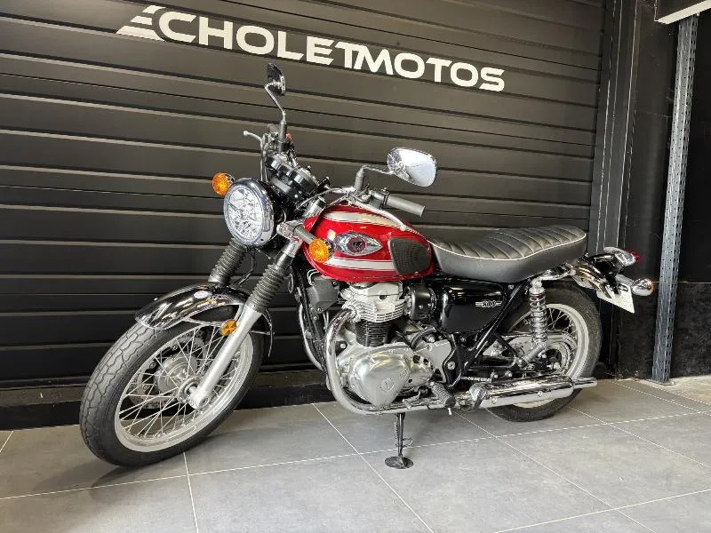 W 800