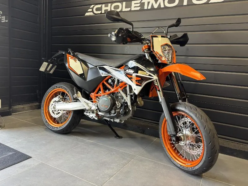 690 SMC R