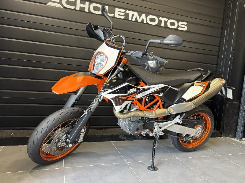690 SMC R