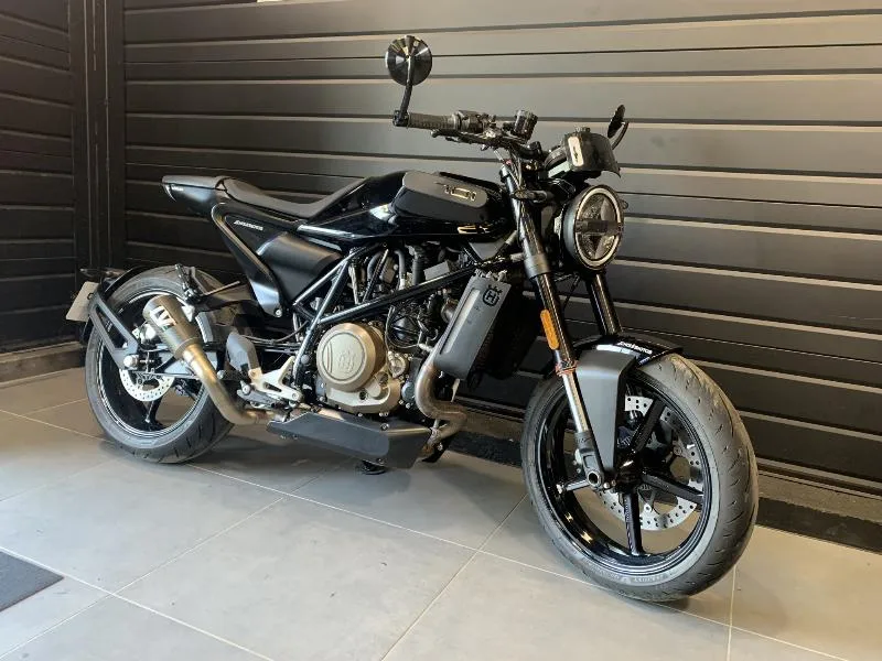 701 VITPILEN