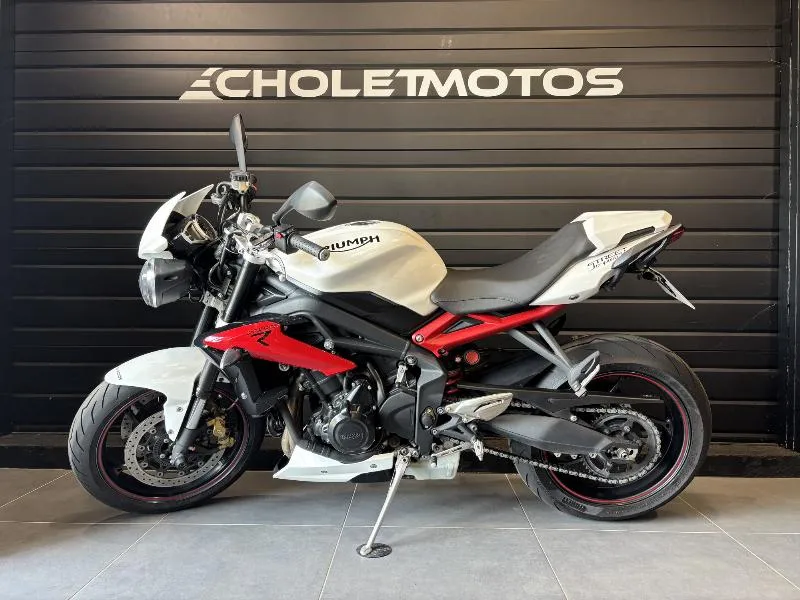 STREET TRIPLE 675 R