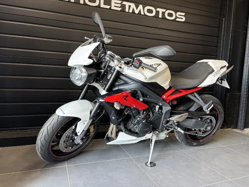 STREET TRIPLE 675 R